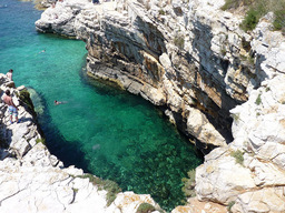 Hebe Bild 5 entlang der Bikemap-Route "Roundtrip Kamenjak only 39 km" hervor