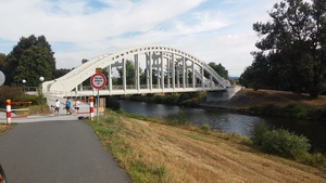 Hebe Bild 1 entlang der Bikemap-Route "Na kawę nad Odrę do S.B." hervor Hebe Bild 1 entlang der Bikemap-Route "Na kawę nad Odrę do S.B." hervor