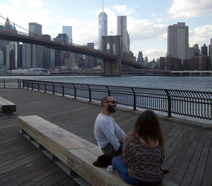 Hebe Bild 6 entlang der Bikemap-Route "New York Five Bridges Tour 08.10.2014" hervor