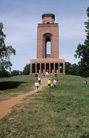Hebe Bild 4 entlang der Bikemap-Route "29_Spremberg – Cottbus – Burg" hervor Hebe Bild 4 entlang der Bikemap-Route "29_Spremberg – Cottbus – Burg" hervor