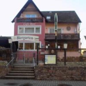 Hebe Bild 25 entlang der Bikemap-Route "🚴‍♀️E*Bike🇩🇪 15.09.19. 5Tag MOSEL-Radweg" hervor