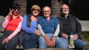 Hebe Bild 3 entlang der Bikemap-Route "Wanderung Paulinen- Karolinenturm 10-15" hervor