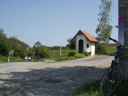 Hebe Bild 2 entlang der Bikemap-Route "Zelena dolina" hervor