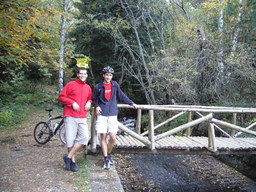 Hebe Bild 8 entlang der Bikemap-Route "Zheleznitsa - Simeonovo" hervor
