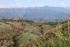 Hebe Bild 13 entlang der Bikemap-Route "เชียงกลาง-ห้วยโกร๋น" hervor
