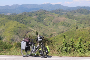 Hebe Bild 1 entlang der Bikemap-Route "เชียงกลาง-ห้วยโกร๋น" hervor