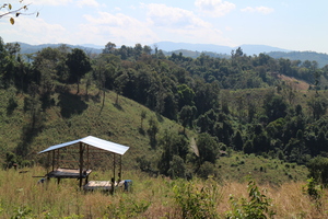 Hebe Bild 4 entlang der Bikemap-Route "เชียงกลาง-ห้วยโกร๋น" hervor