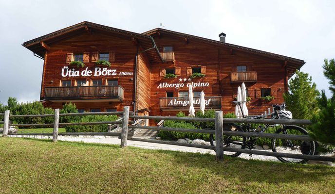 Photo 1 of the Bikemap route "MTB-Alpencross Tegernsee - Villanders bei Bozen - Etappe 4: Schabs-Würzjoch"