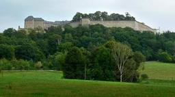 Hebe Bild 26 entlang der Bikemap-Route "Prague-Dresden" hervor