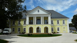 Hebe Bild 3 entlang der Bikemap-Route "Prague-Dresden" hervor