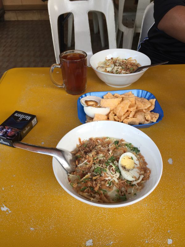 bike tour through Medan Helvetia