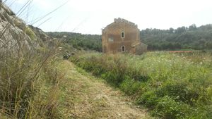 Hebe Bild 4 entlang der Bikemap-Route "Ferrovia dismessa Montallegro-Siculiana Marina" hervor