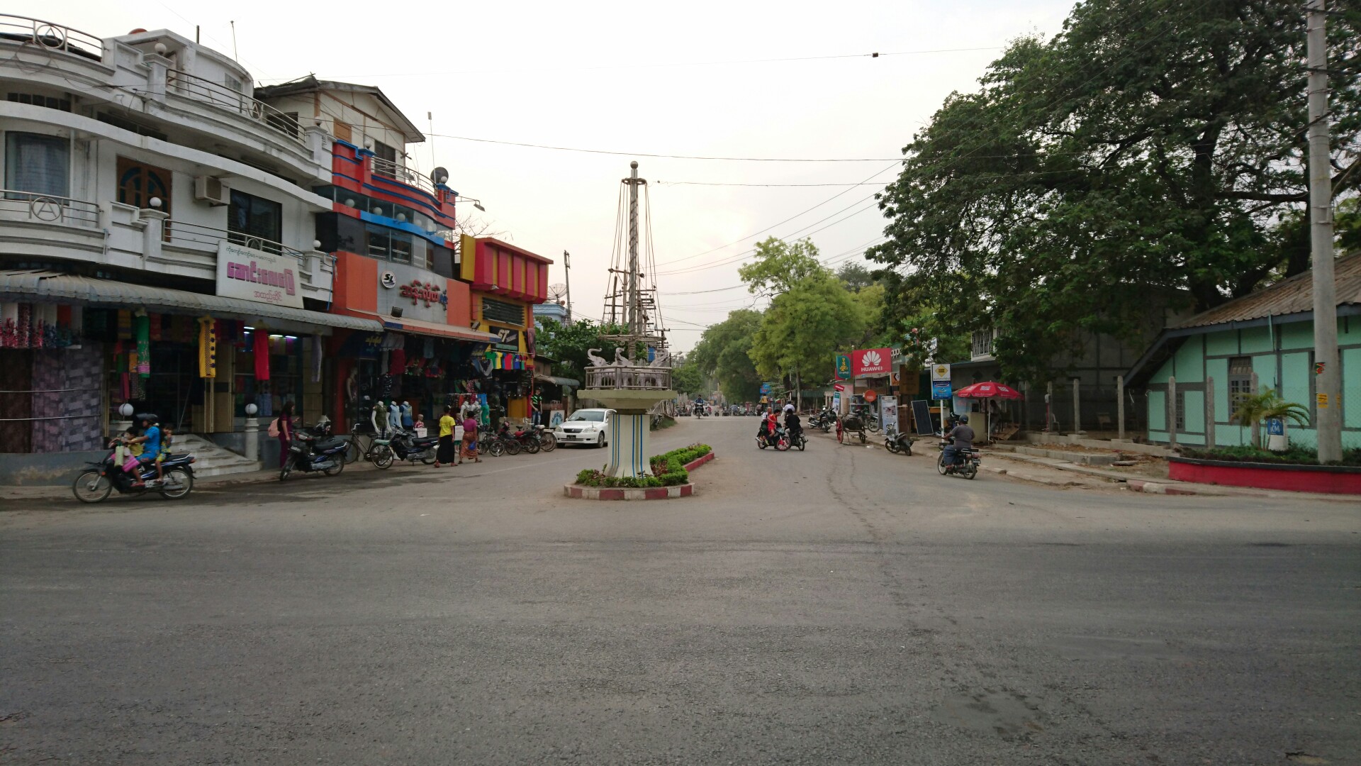Lengthy bike tour through Kyaukse