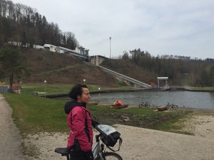 Hebe Bild 2 entlang der Bikemap-Route "Long ride from Saverne to Strasbourg" hervor