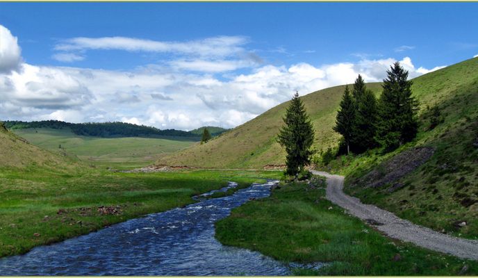 Photo 1 of the Bikemap route "Izvoare-Drm. Carbunarilor-Vl.Crivini-Vl. Mara-Runcu -Plesca-Izvoare."