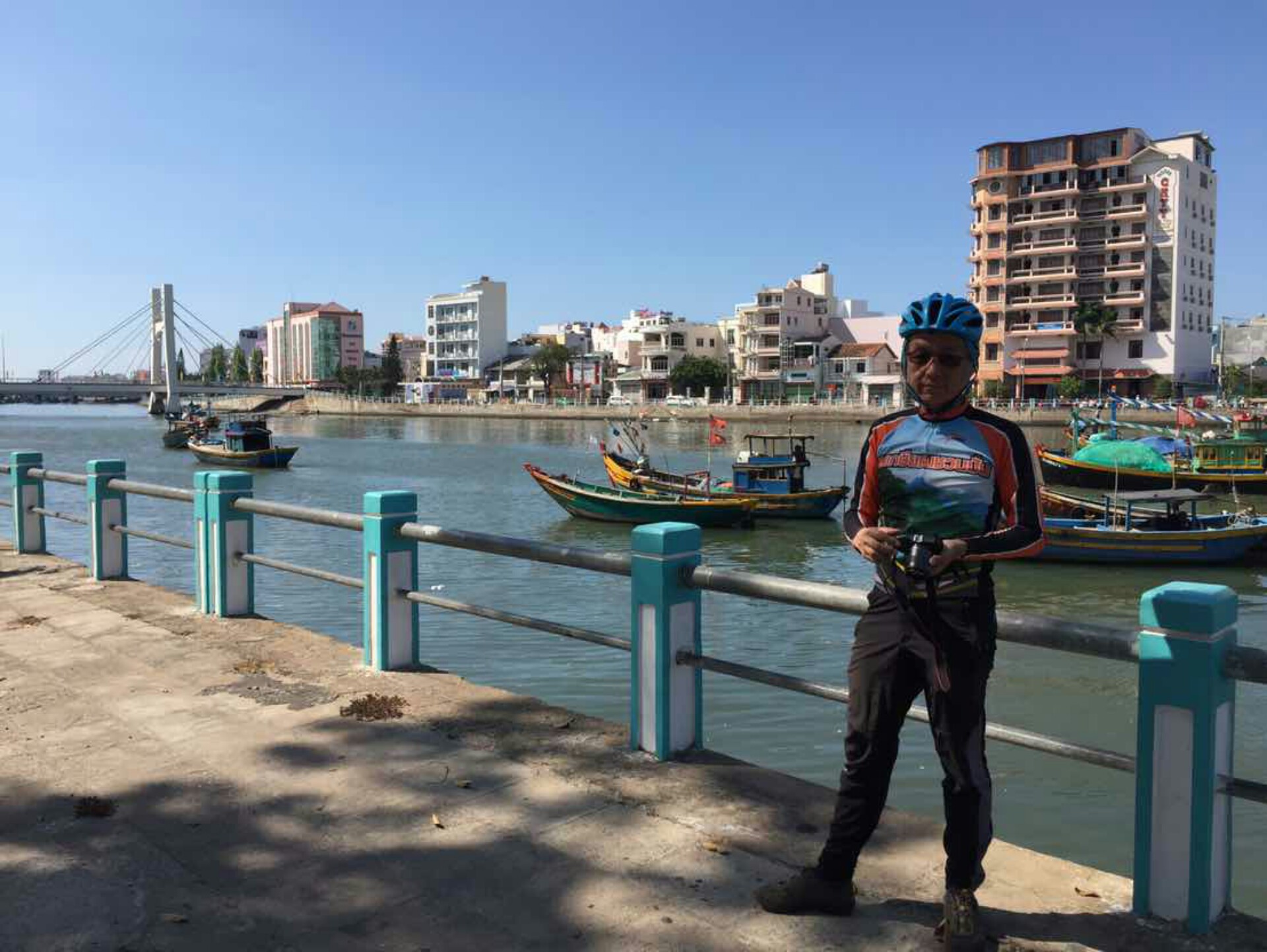 Long bike tour from Phan Thiet to Mũi Né