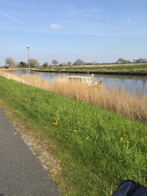 Hebe Bild 6 entlang der Bikemap-Route "Lange Radrunde von Otterndorf nach Cuxhaven" hervor
