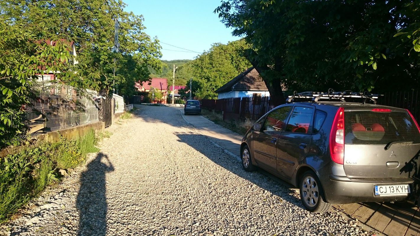 bike tour through Spermezeu
