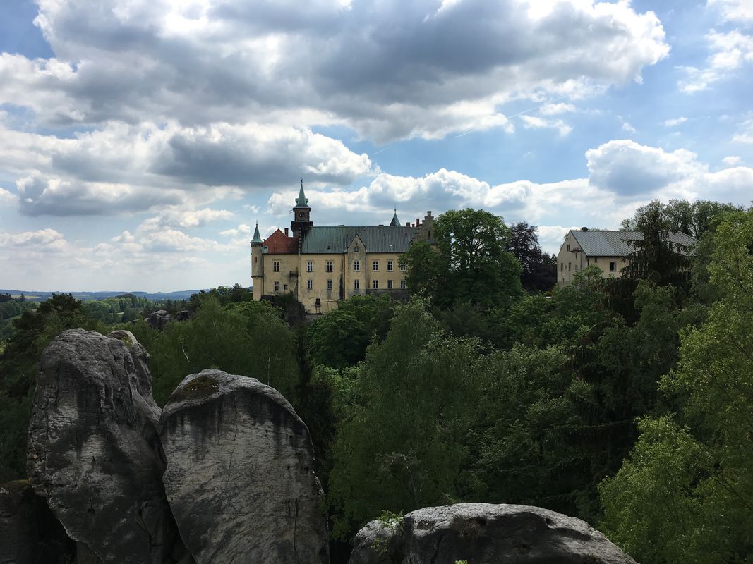 Valdštejn - Trosky a zpět