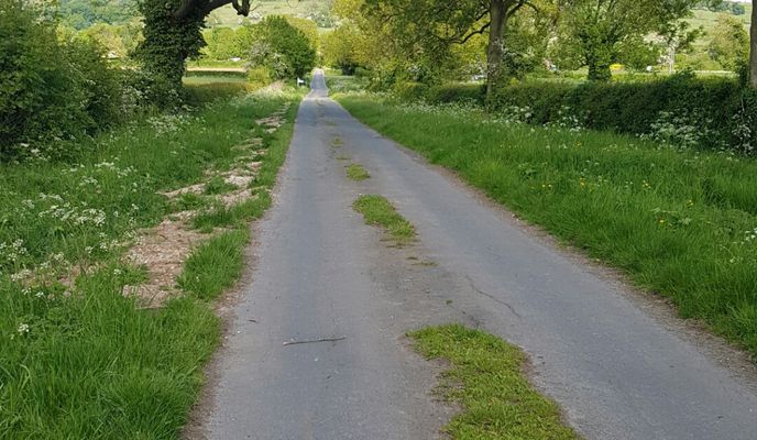 Photo 1 of the Bikemap route "Long ride through Bishop Wilton with pub stops and sunday lunch!"