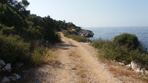 Hebe Bild 3 entlang der Bikemap-Route "Brief bike tour from Tovarnele to Potocnica" hervor Hebe Bild 3 entlang der Bikemap-Route "Brief bike tour from Tovarnele to Potocnica" hervor