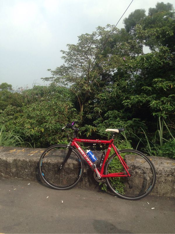 ride through 台北市