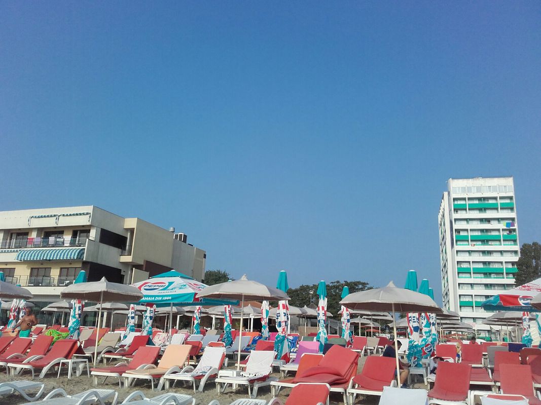 Scurtă  tură matinală pe plaja Mamaia