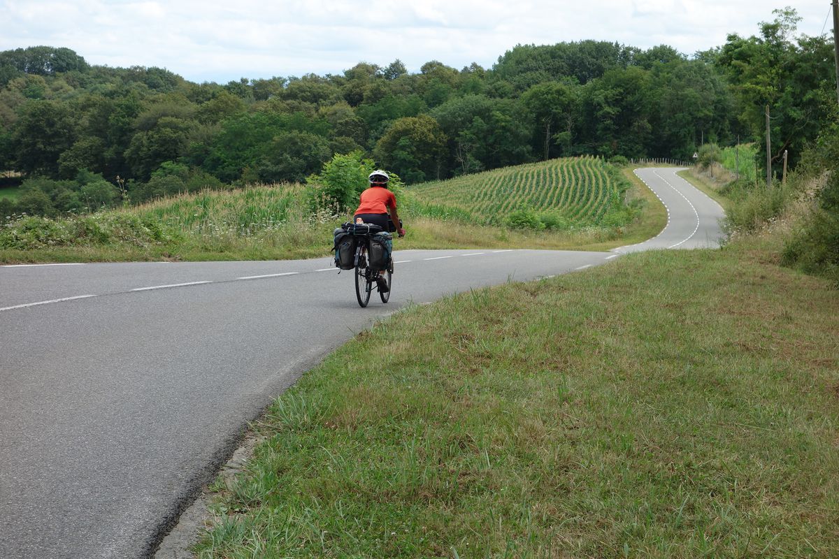 2016 Ride Day 125 - St-Jean-le-Vieux to Monein