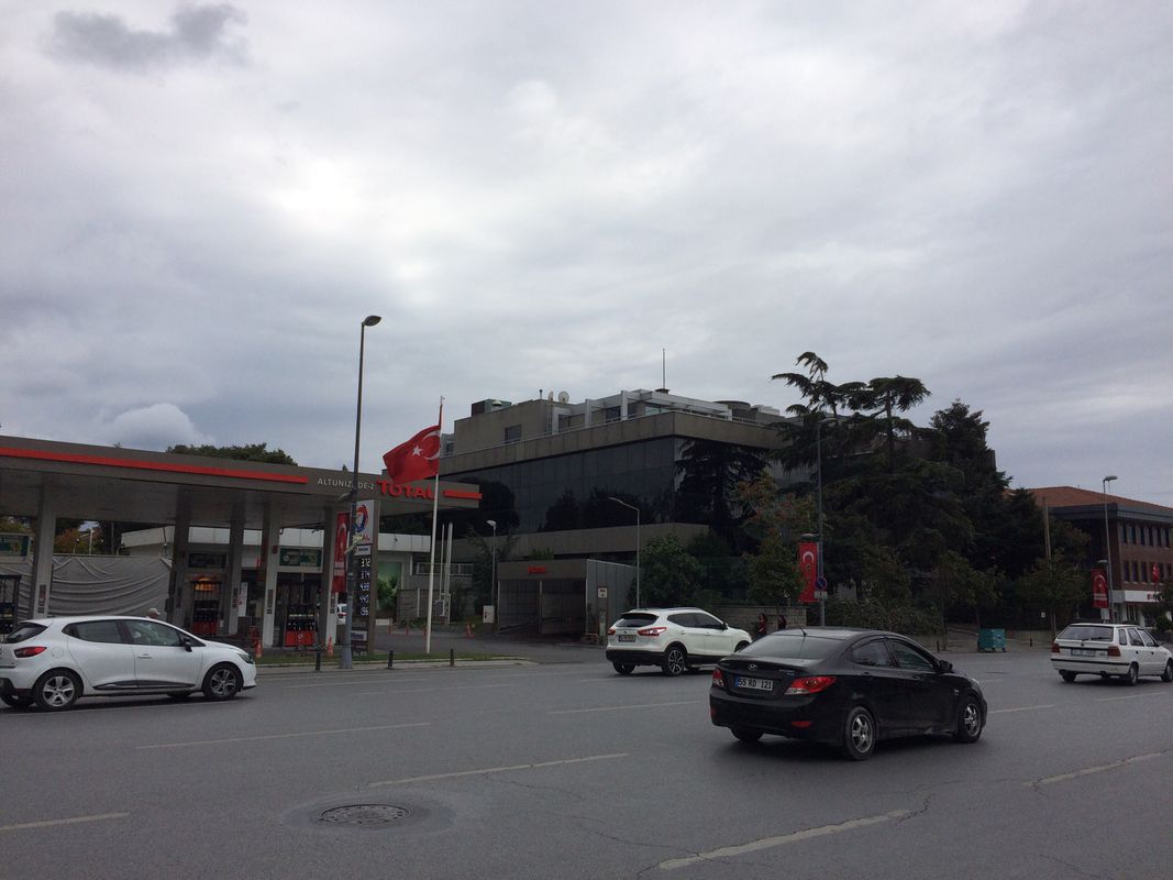 Short ride from Esatpaşa to Altunizade