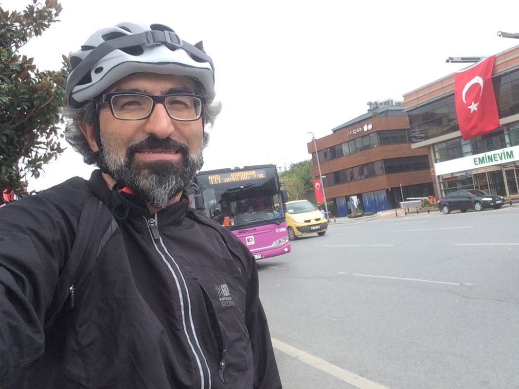 Short ride from Esatpaşa to Altunizade