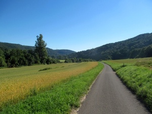 Hebe Bild 57 entlang der Bikemap-Route "2016 Summer Bike Tour" hervor