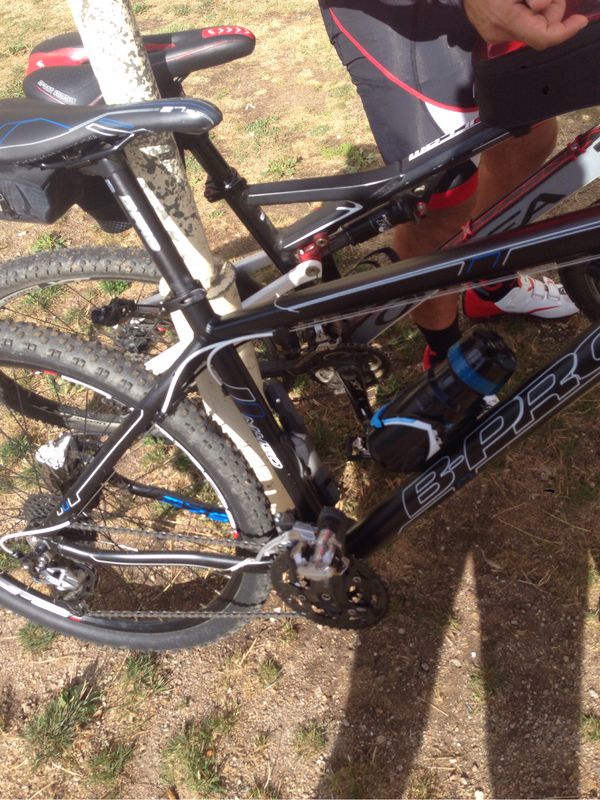 Lengthy bike tour through Sada