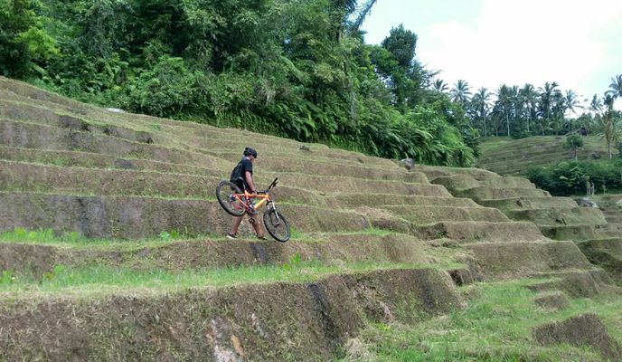 Photo 2 of the Bikemap route "Long bike tour alas mekori sarin buana bajra" Photo 2 of the Bikemap route "Long bike tour alas mekori sarin buana bajra"