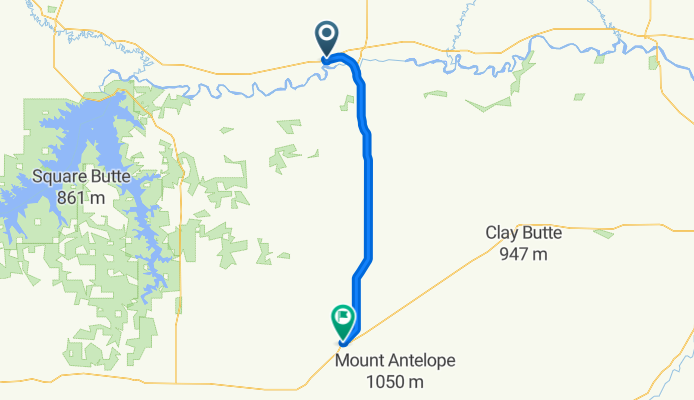 Long bike tour from Wolf Point to Circle