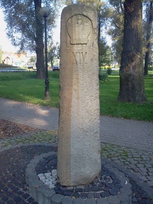 Hebe Bild 5 entlang der Bikemap-Route "Białogród i słupy graniczne" hervor Hebe Bild 5 entlang der Bikemap-Route "Białogród i słupy graniczne" hervor