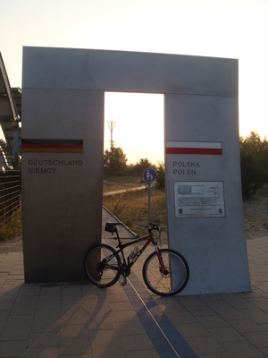 Hebe Bild 1 entlang der Bikemap-Route "Swinoujscie - Zinnowitz - Swinoujscie" hervor