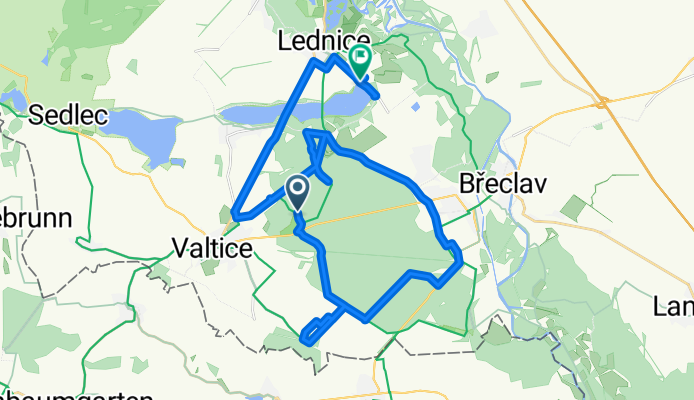 Lengthy bike tour through Břeclav
