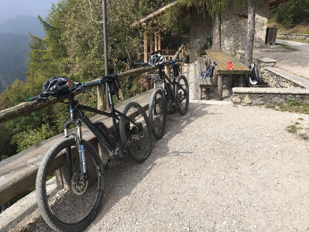 Ausfahrt durch Molina di Ledro (Lidermühle)