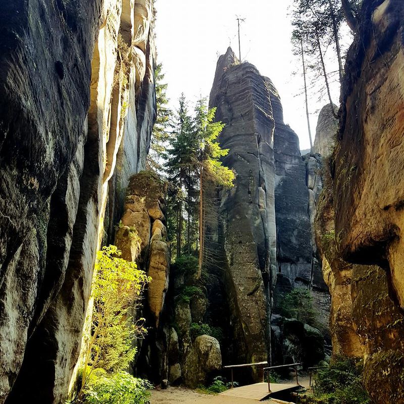 Adršpach - Teplice nad Metují - Ostaš - Pěkov  (pěší Podzim 2016, Den 1. z 5)