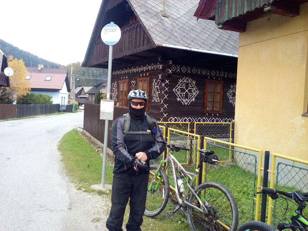 Zliechov-Čičmany-Rajecká Lesná