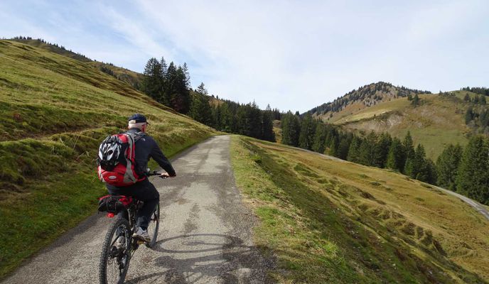 Photo 2 of the Bikemap route "Rund um die Nagelfluhkette"