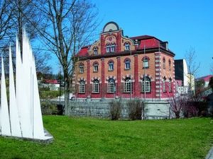Hebe Bild 6 entlang der Bikemap-Route "42_Mühldorf – Simbach/Braunau" hervor