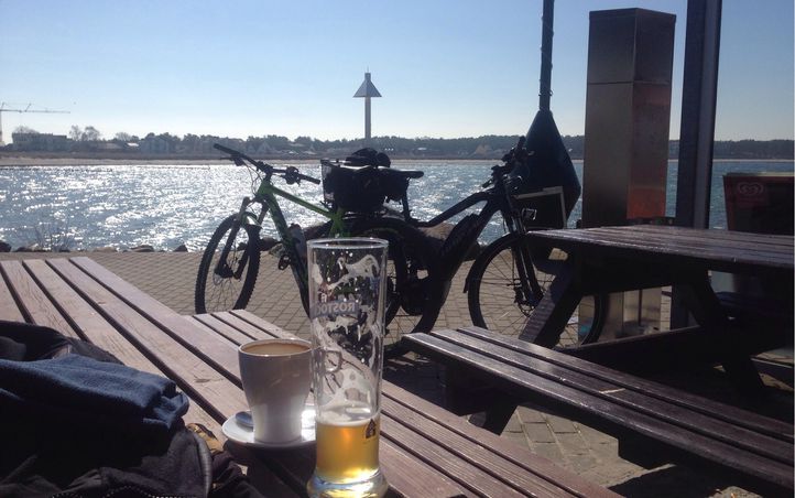 Highlight 1 along the Bikemap route "Aufnahme vom 27.03.2017, 17:49" Highlight 1 along the Bikemap route "Aufnahme vom 27.03.2017, 17:49"