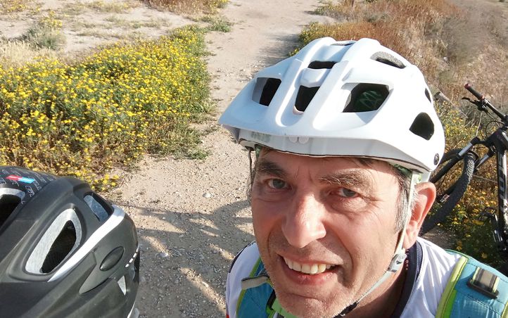 Hebe Bild 1 entlang der Bikemap-Route "Long ride through Eshkol Regional Council" hervor