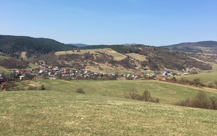 Hebe Bild 1 entlang der Bikemap-Route "Recording from 1. 4. 2017, 12:49" hervor Hebe Bild 1 entlang der Bikemap-Route "Recording from 1. 4. 2017, 12:49" hervor