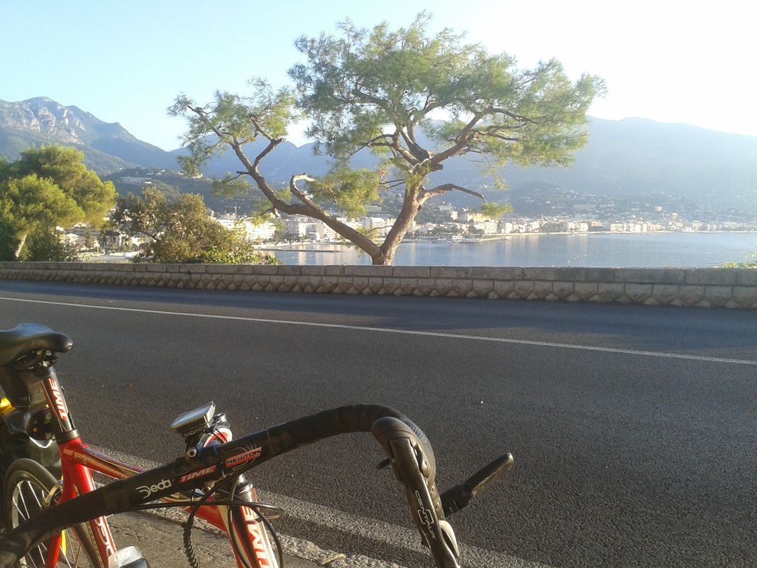 Tour du Mercantour (remorque, solo)