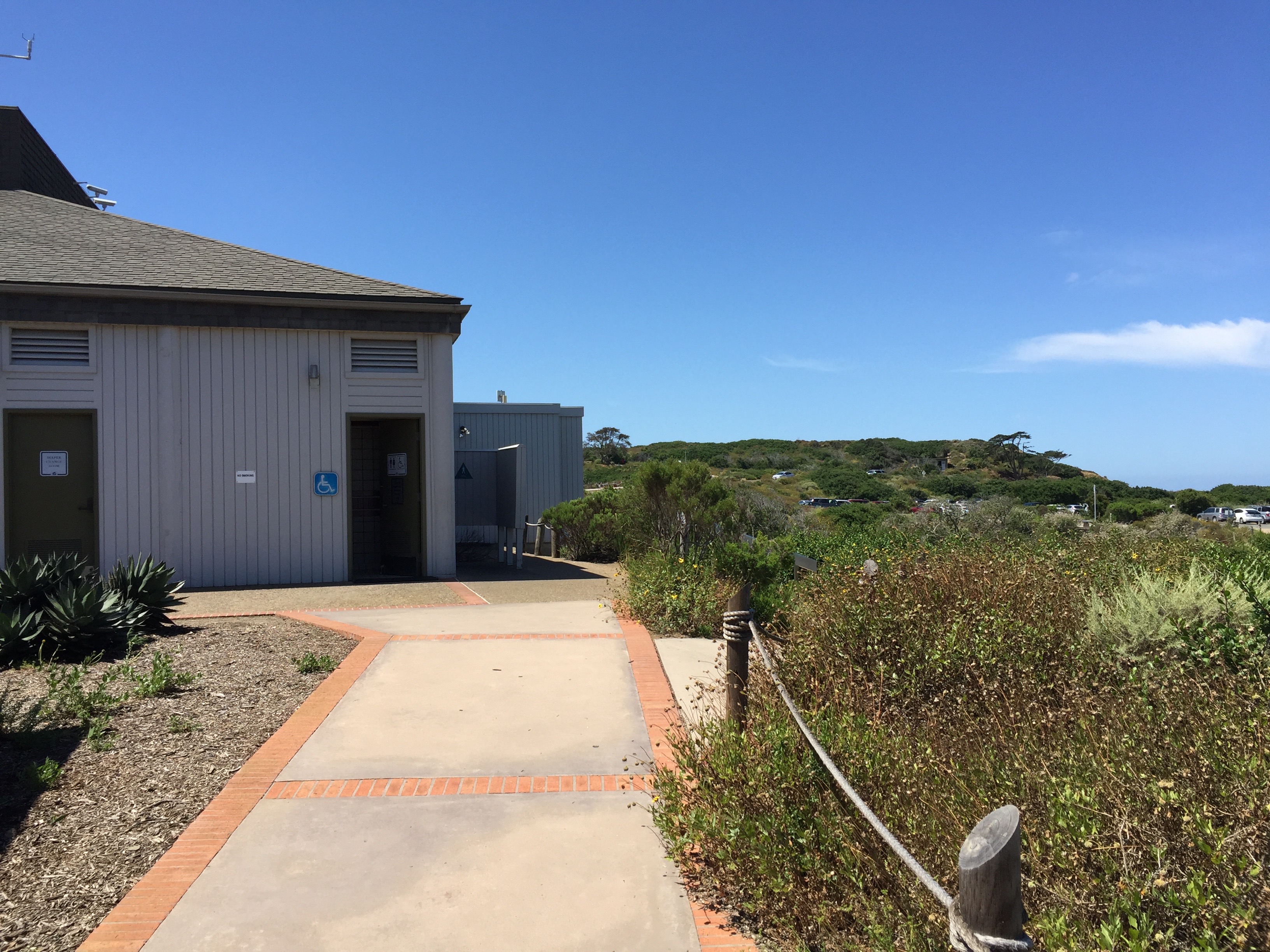 Hebe Bild 22 entlang der Bikemap-Route "The Inaugural Founding Fathers Slow Step Ride" hervor