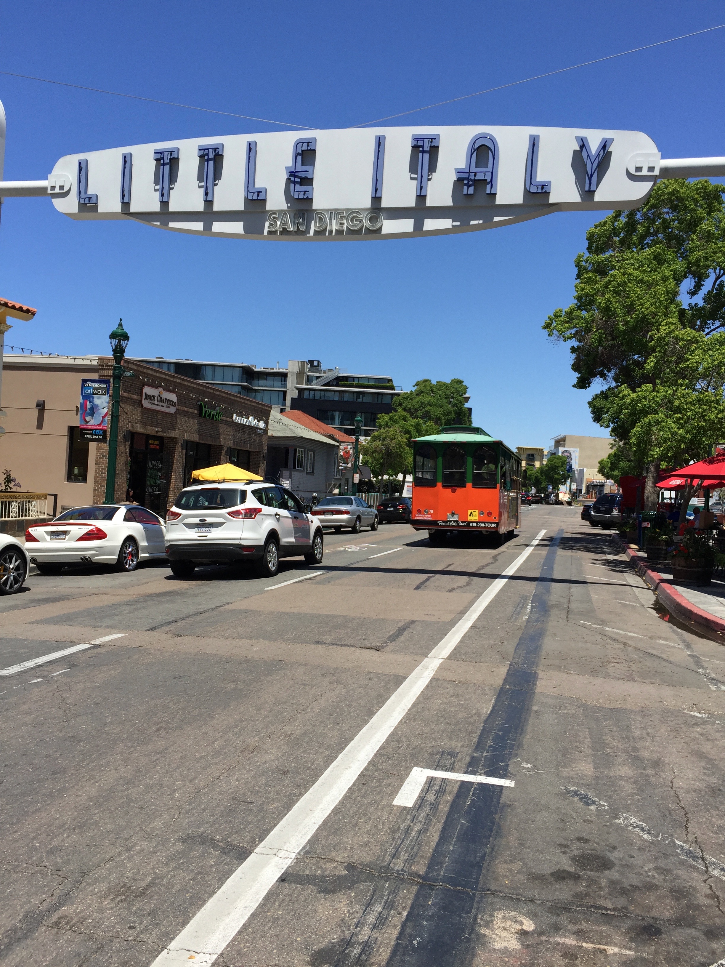 Hebe Bild 34 entlang der Bikemap-Route "The Inaugural Founding Fathers Slow Step Ride" hervor