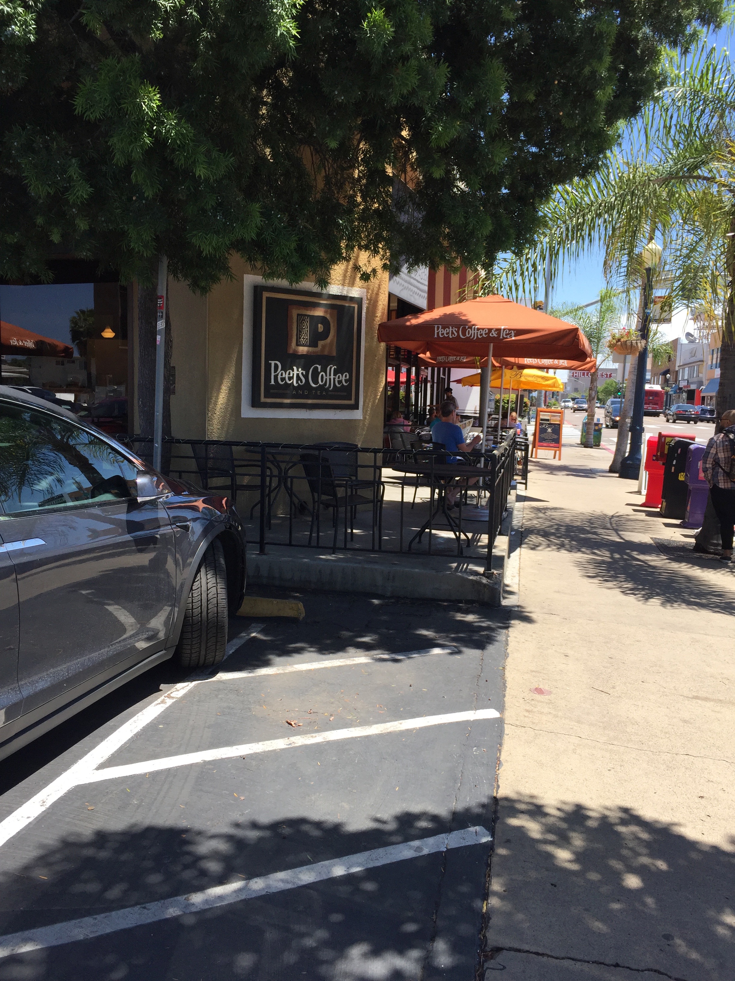 Hebe Bild 37 entlang der Bikemap-Route "The Inaugural Founding Fathers Slow Step Ride" hervor