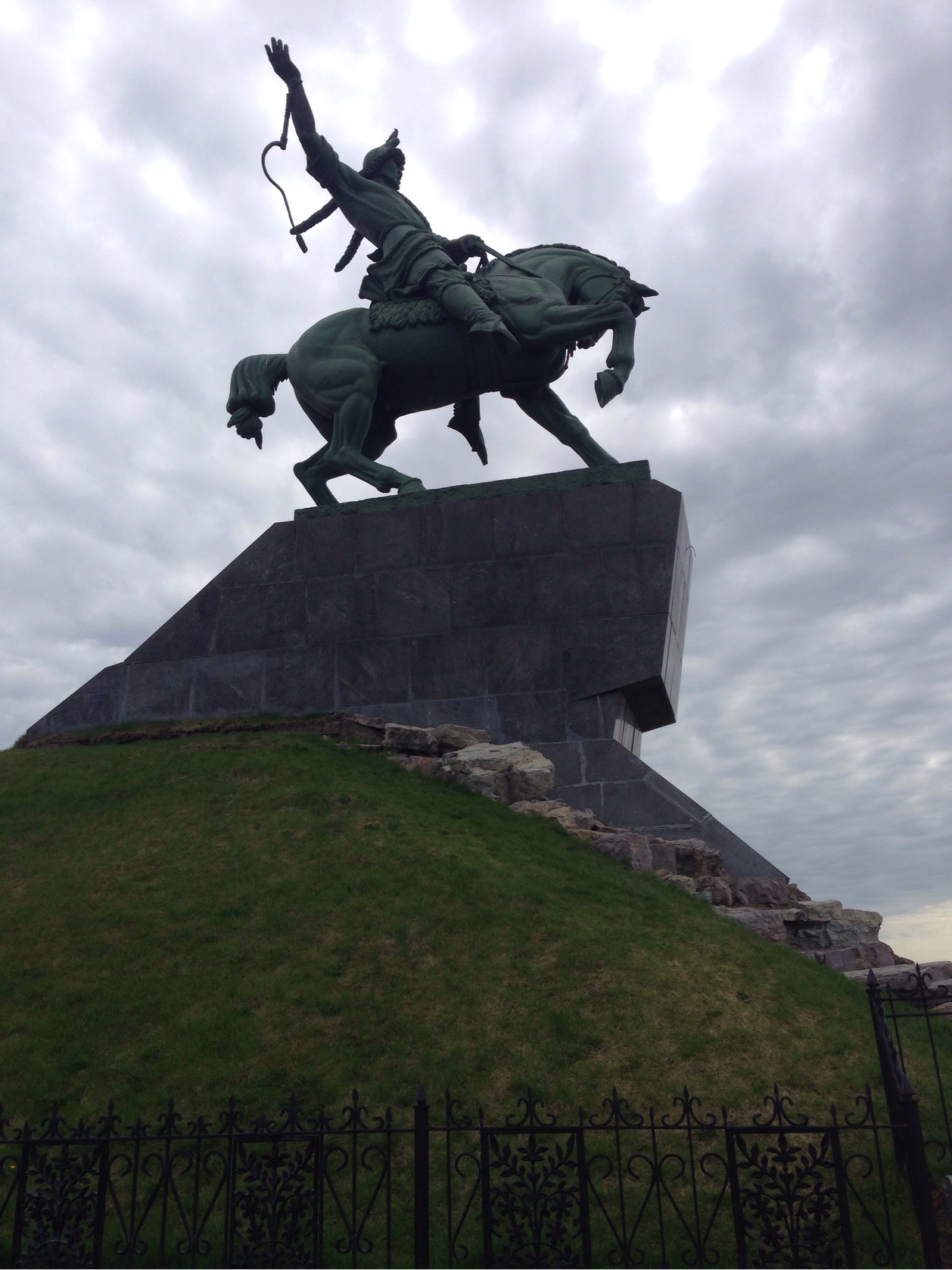 Hebe Bild 1 entlang der Bikemap-Route "ride through Ufa" hervor